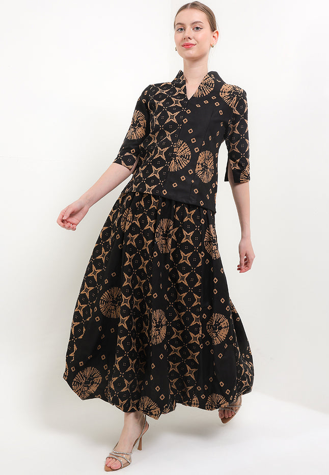 B.Swan-necked 3/4-Length Slv Cut&Sew+Lining