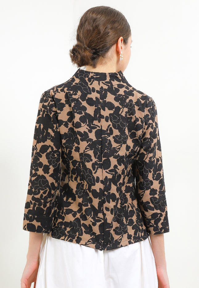 B.Swan-Necked 7/8-length Sleeves+Lining