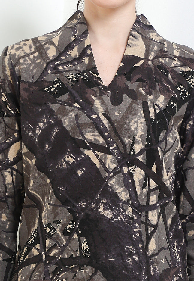 B.Swan-necked 7/8-Length Slv+Lining