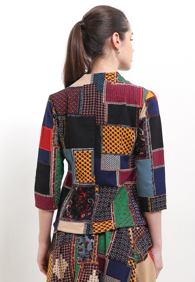 B.Swan-necked 7/8-Length Slv+Lining