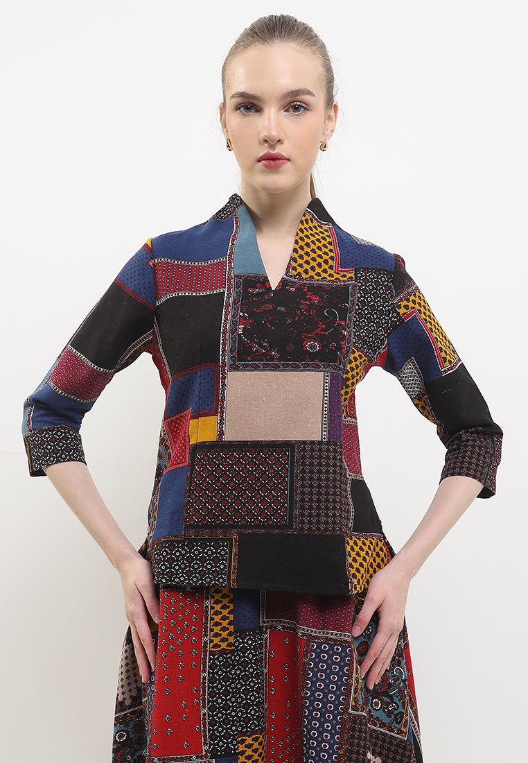 B.Swan-Necked 7/8-length Sleeves+Lining