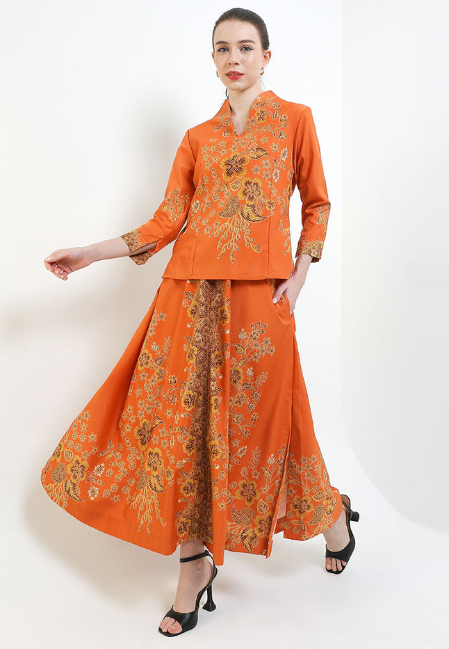 B.Swan-necked 7/8-Length Slv+Lining