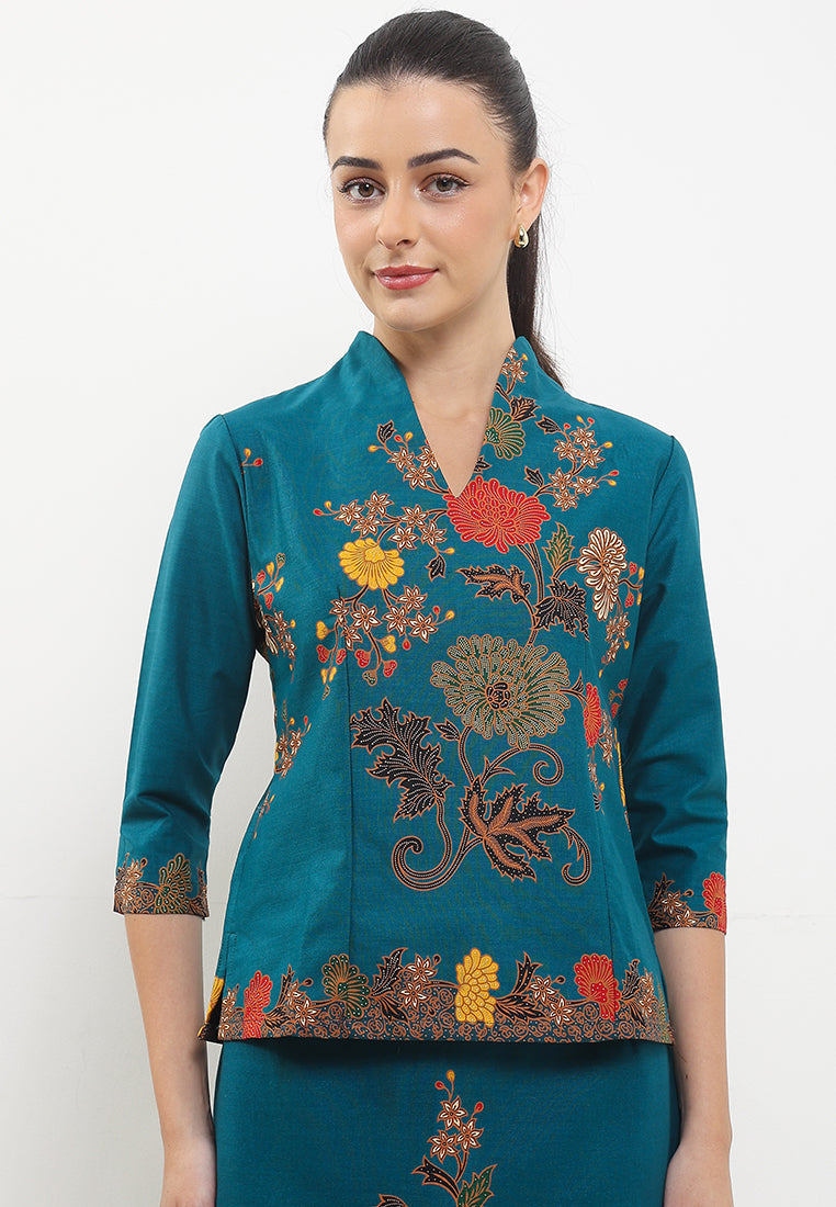 B.Swan-Necked 7/8-length Sleeves+Lining
