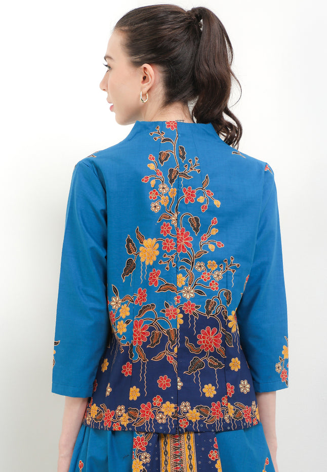 B.Swan-necked 7/8-Length Slv+Lining