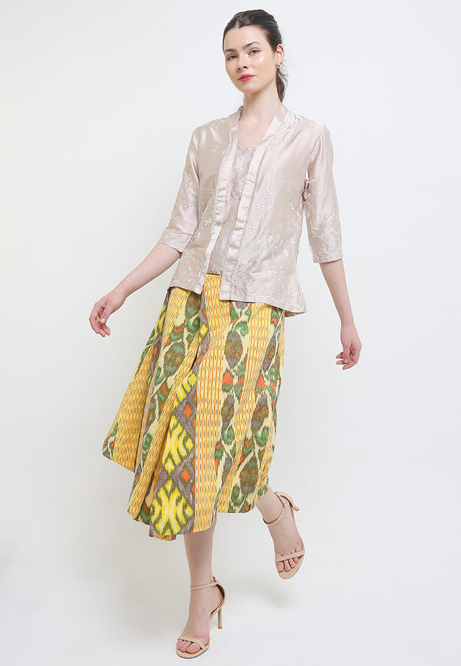 Kebaya Embroidered Regular 3/4-length Sleeves