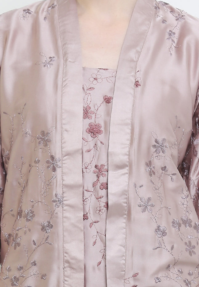 Kebaya Embroidered Regular 3/4-length Sleeves