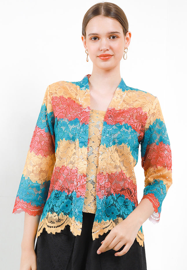 Kebaya Brocade Classic 7/8-length Sleeves