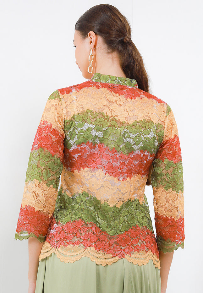 Kebaya Brocade Classic 7/8-length Sleeves