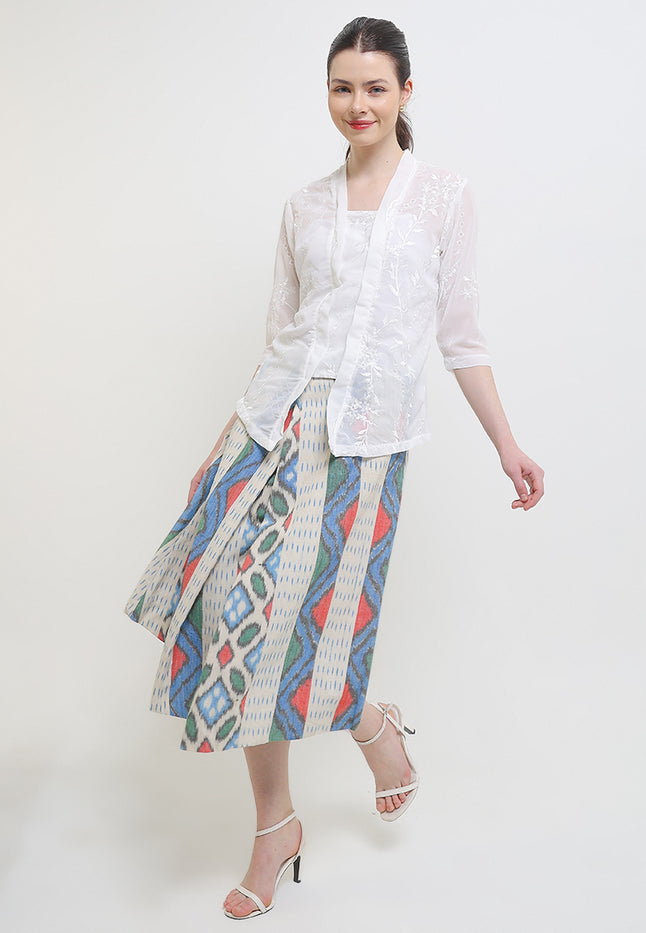 Kebaya Embroidered Kutu 3/4-length Sleeves