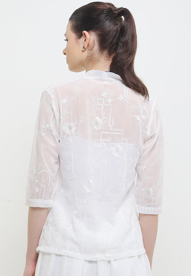 Kebaya Embroidered Kutu 7/8-length Sleeves