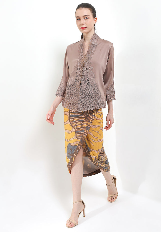 Embroidery Kebaya 7/8-Sleeve>Peacock Unicolor