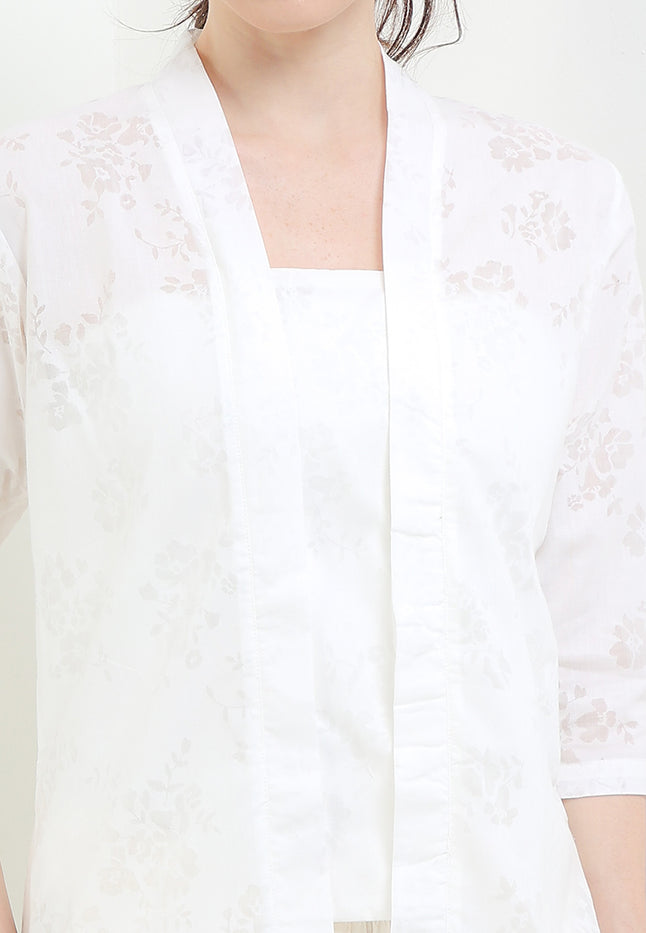 Kebaya Batik Regular 3/4-Sleeve