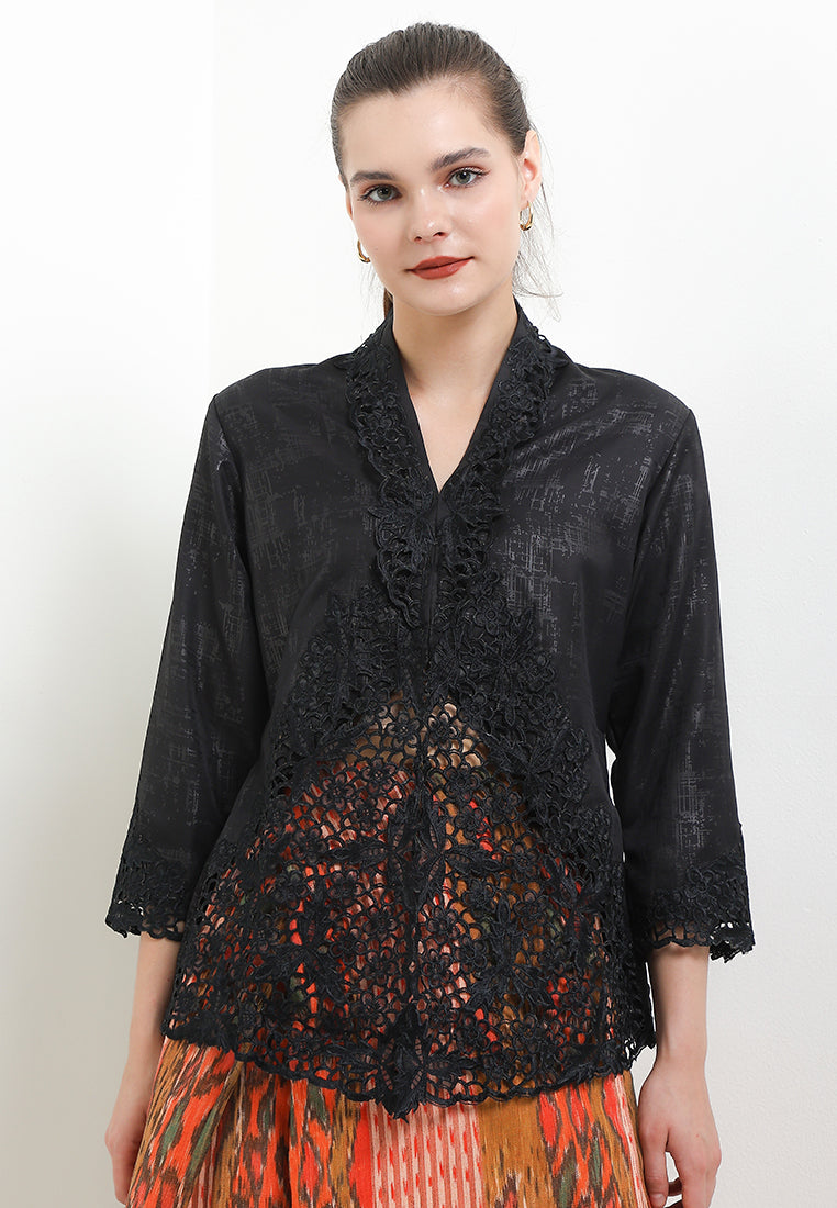 Embroidery Kebaya 7/8-Sleeve>Pepaya Leaves