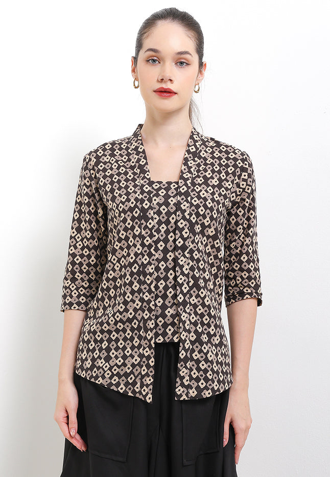 Kebaya Kutu 3/4-length Sleeves