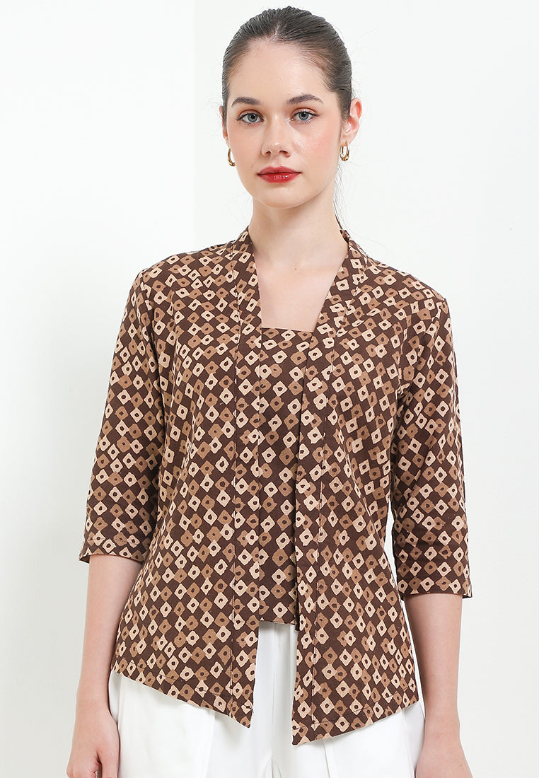 Kebaya Kutu 3/4-length Sleeves