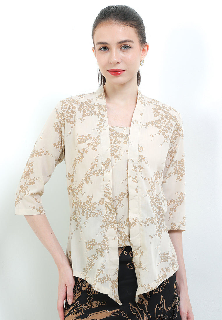 Kebaya Kutu Baru 3/4-length Sleeves