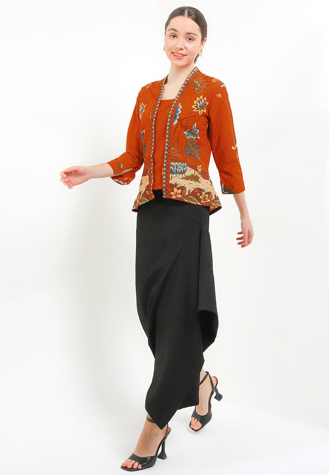 KEBAYA Batik Classic Regular 3/4-length Sleeves