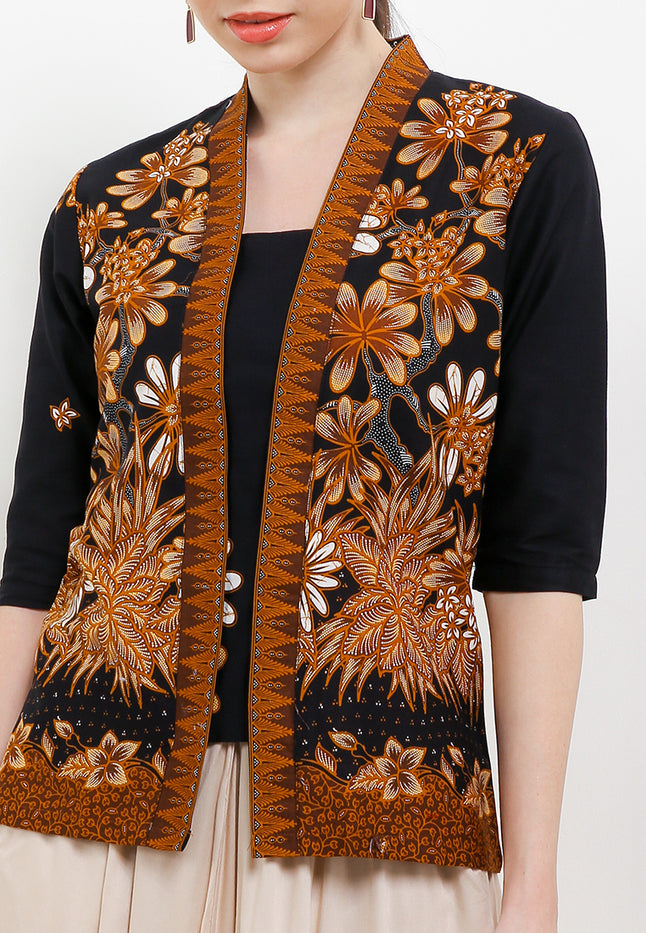 KEBAYA Batik Classic Regular 3/4-length Sleeves