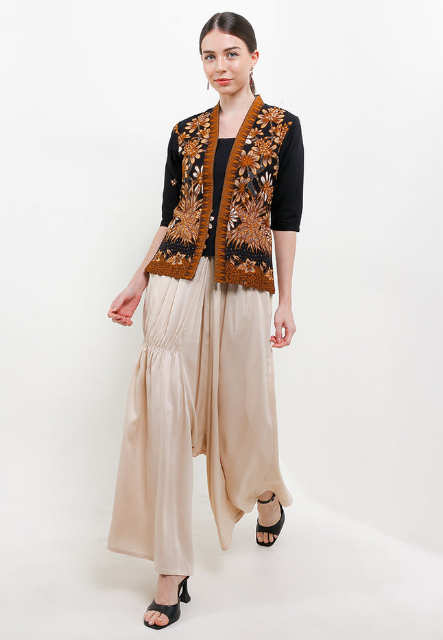 KEBAYA Batik Classic Regular 3/4-length Sleeves