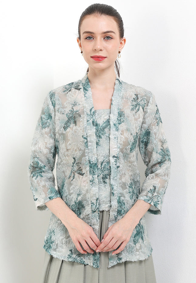 Kebaya Kutu Baru 7/8-length Sleeves