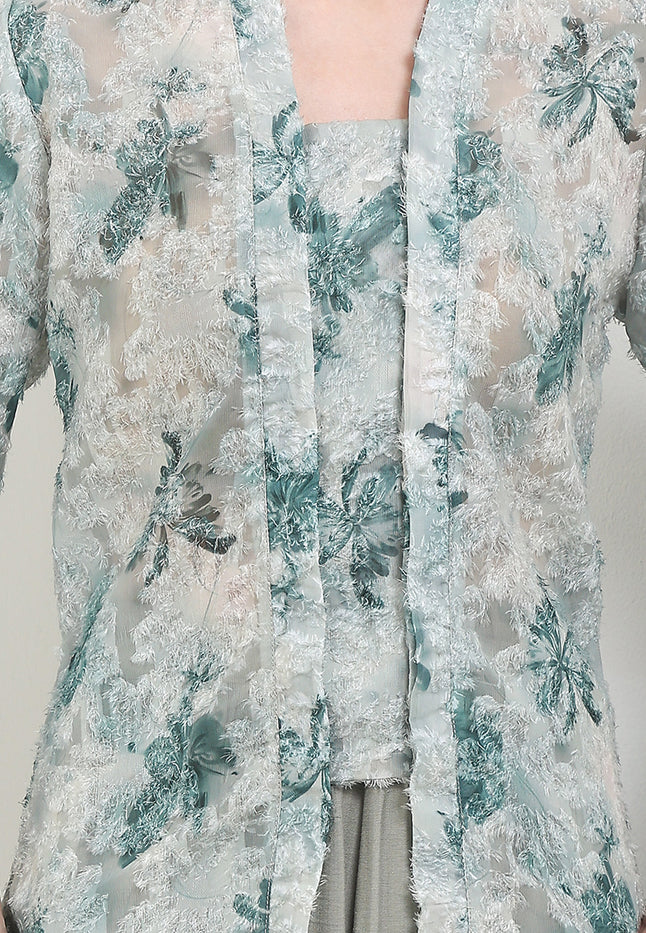 Kebaya Kutu Baru 7/8-length Sleeves