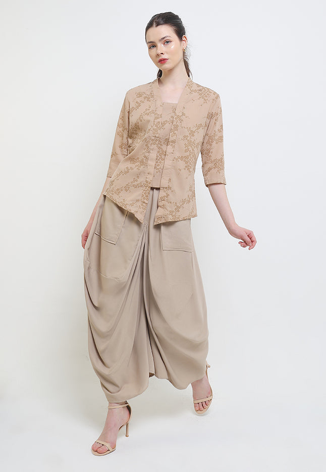 Elastic-waisted Culottes Asymmetric
