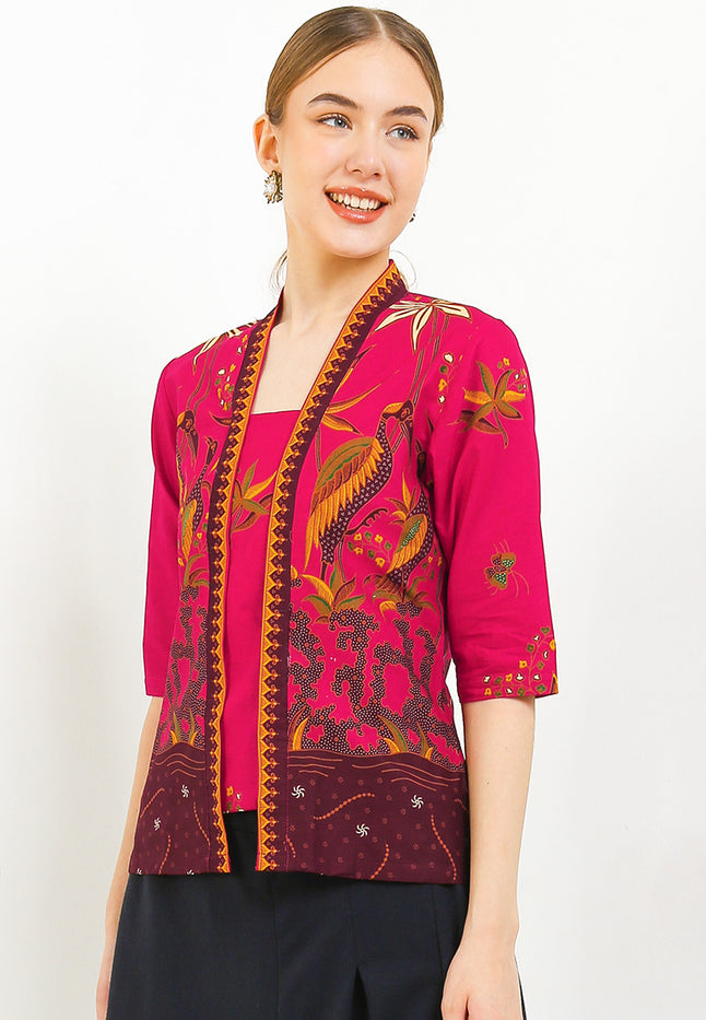 Kebaya Classic Regular Batik Pesisiran 3/4-length Sleeves