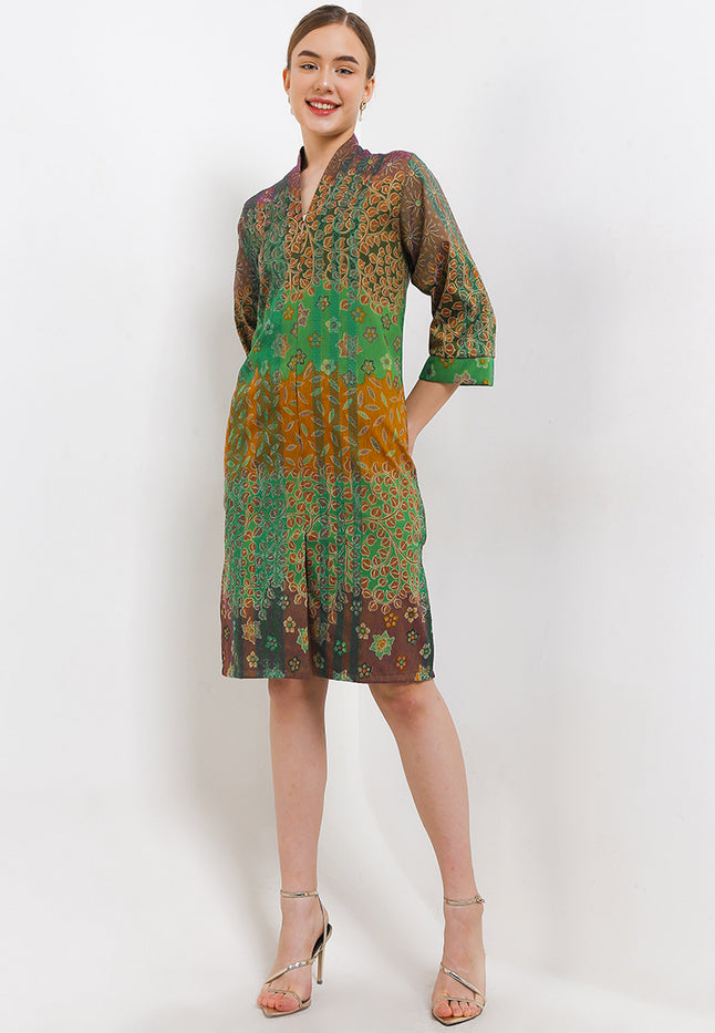 Kebaya Dress Tenun Batik Pesisiran 7/8-length Sleeves Tara+Tricot